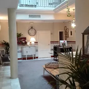 2* Гостевой дом Le Petit Paris