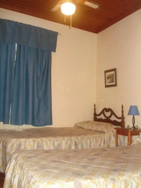 Pension Aguilas Seville
